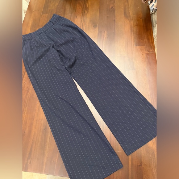 FAVORITE DAUGHTER The Favorite Pant Navy Pinstripe - Picture 8 of 11